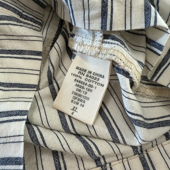 EUC GAP Limited Edition Low Rise Cotton Shorts  Blue & White Stripes (Size 27/5) - Picture 7 of 8